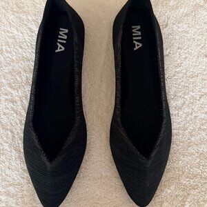 mia kerri shoes charcoal - size 8 NWT